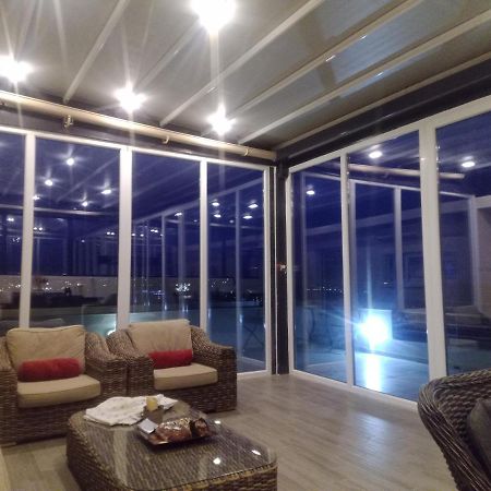 Deep Blue Apartment Lavrion Bagian luar foto