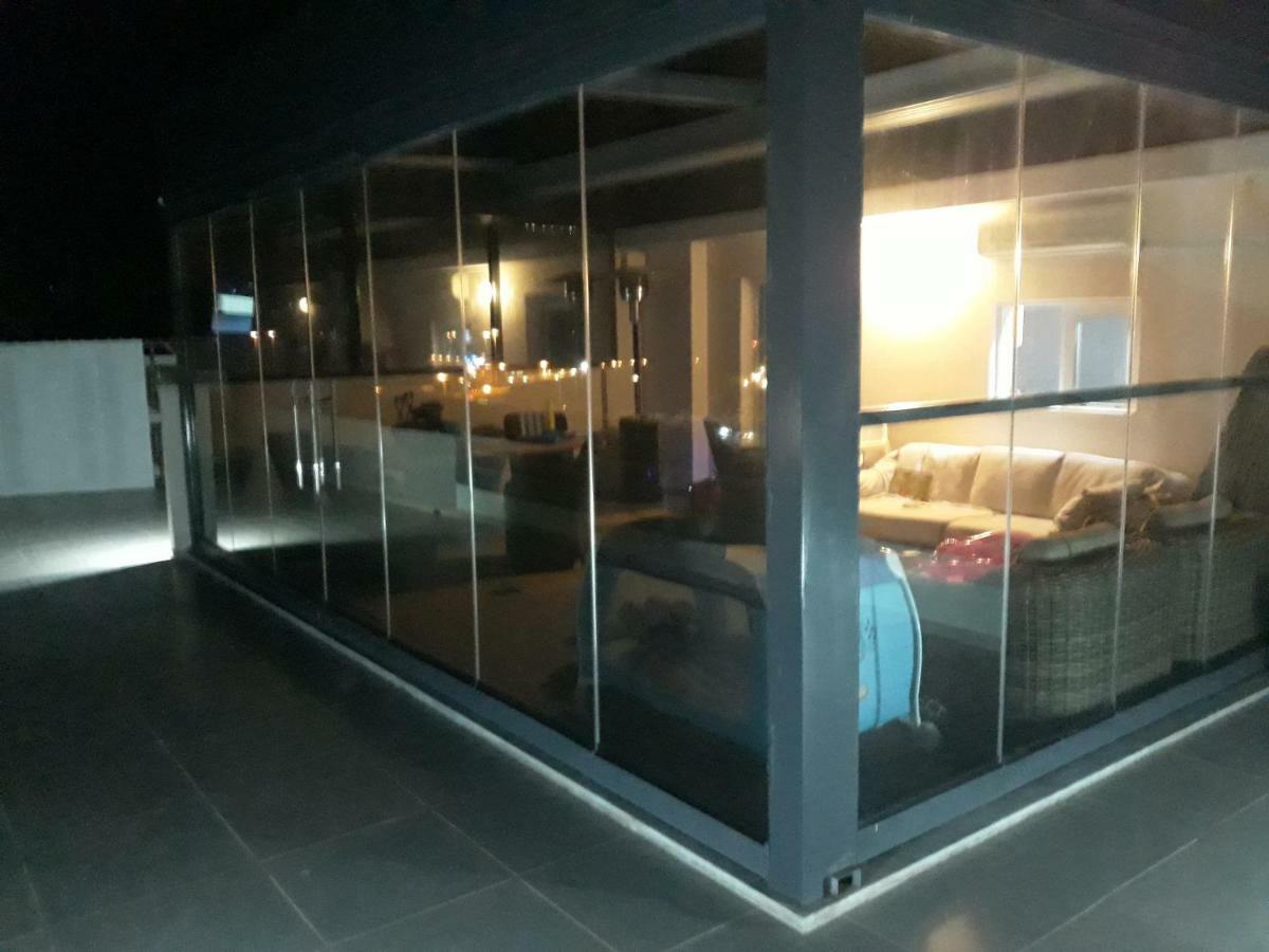 Deep Blue Apartment Lavrion Bagian luar foto